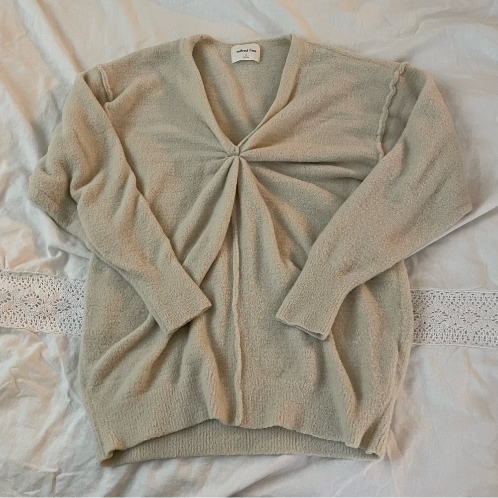 Wilfred Free SMALL Fleece Top Sweater Long Sleeve Cream Knot Aritzia